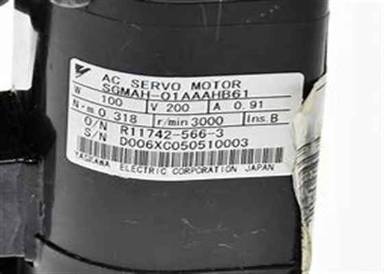 Brand New Yaskawa SGMAH-01AAAHB61 Servo Motor In Original Box