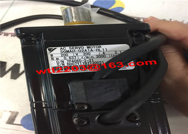 Yaskawa AC Industrial Servo Motor  SGMAH-02A1A-HL11 200W  200V