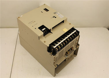Yaskawa  Servopack 4.4KW 0-230V 32.8A Industrial Servo Drives SGDB-60VDY6