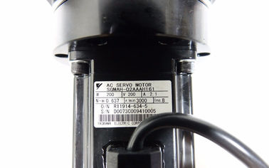Industrial Servo Motor 3000r/min  YASKAWA 200W InsB AC SERVO MOTOR SGMAH-02AAAG161