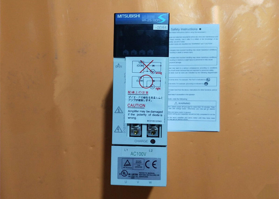 NEW MITSUBISHI AC SERVO DRIVER MR-J2S-10CP1-S084 100W 200V Industrial Amplifier Brand New