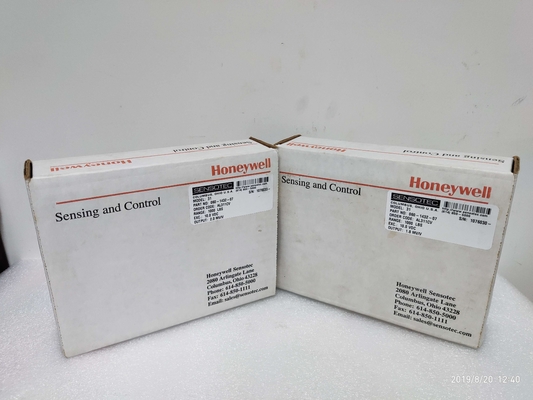 Honeywell Sensotec Miniature Sensor Load Cell 060-1432-07 Model 31 1000 lb Range