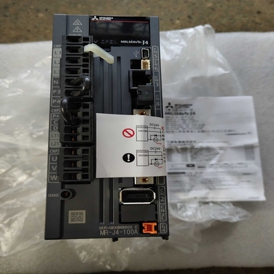AC220V Industrial Servo Drives 0.75KW MR-J4-70A 50Hz Mitsubishi Servo Amplifier