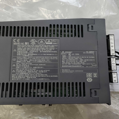 AC220V Industrial Servo Drives 0.75KW MR-J4-70A 50Hz Mitsubishi Servo Amplifier