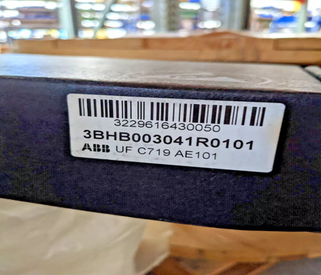 ABB UFC719AE01 Modulo digitale ad alta temperatura 3BHB003041R0101, da -20°C a +60°C