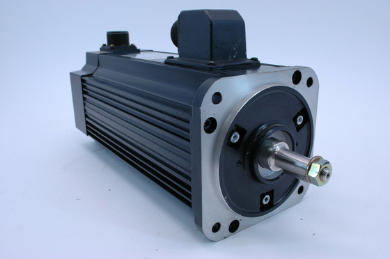 USAGED-09A210E nuovissimi ed originali, 7.6A 0.85KW 1500r/min, ofe di giorno lavorativo 3-5 consegnano il tempo.