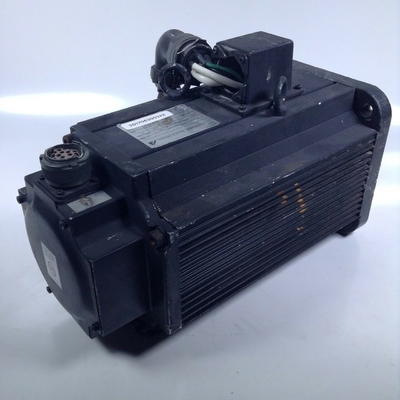 SERVOMOTORE 11.7AMP 200V 1000RPM 1.2KW di YASKAWA USAMED-12V-T012